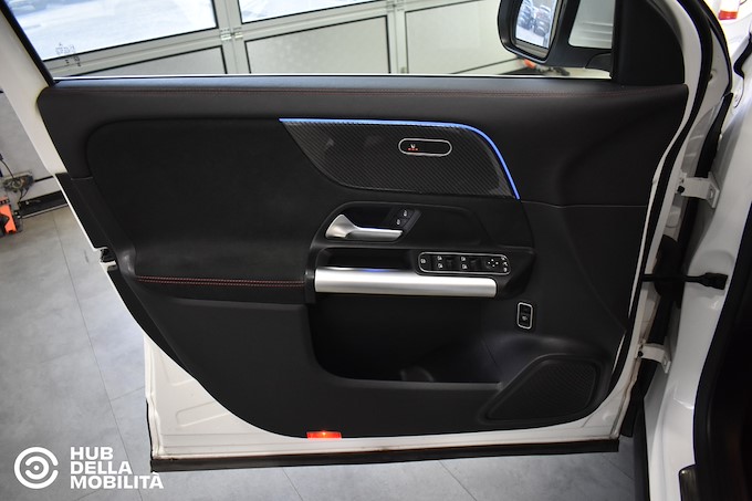 GLA 180 D AUTOMATIC SPORT PLUS